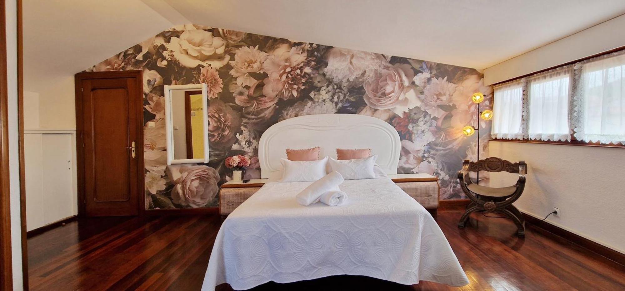 Cosma House Hotel Hinojedo Phòng bức ảnh
