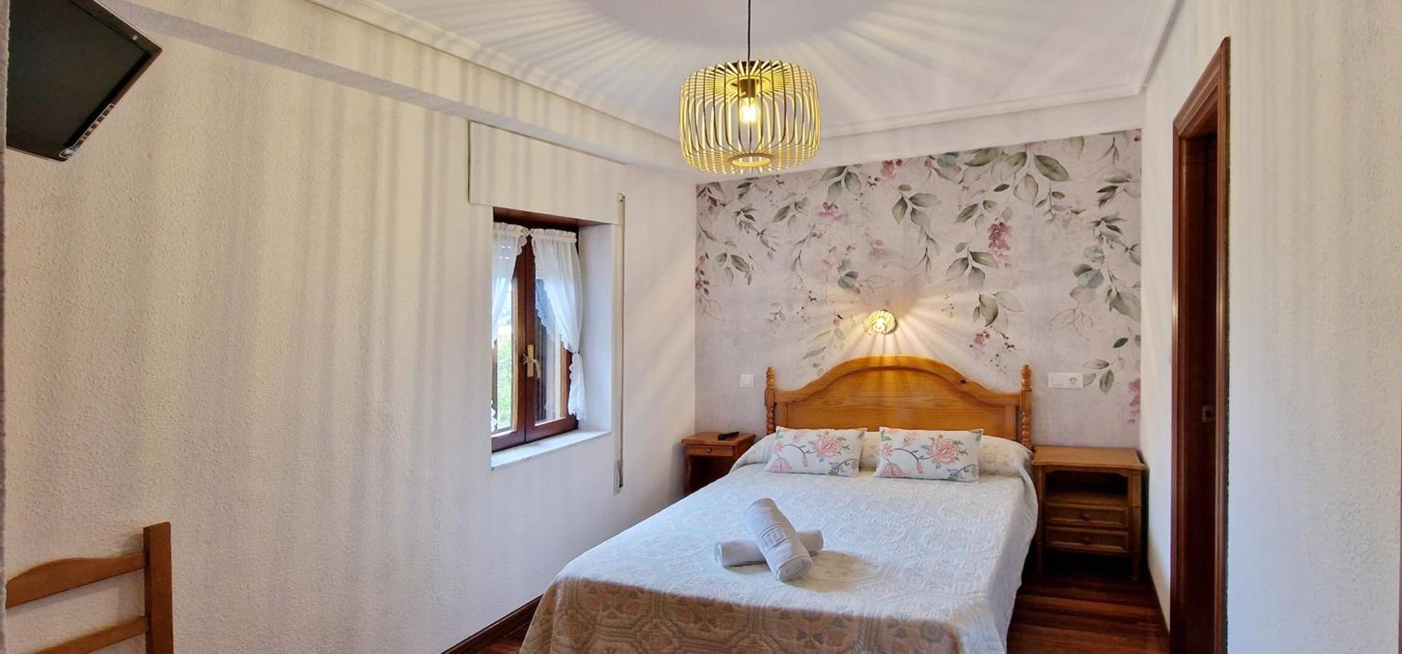 Cosma House Hotel Hinojedo Phòng bức ảnh
