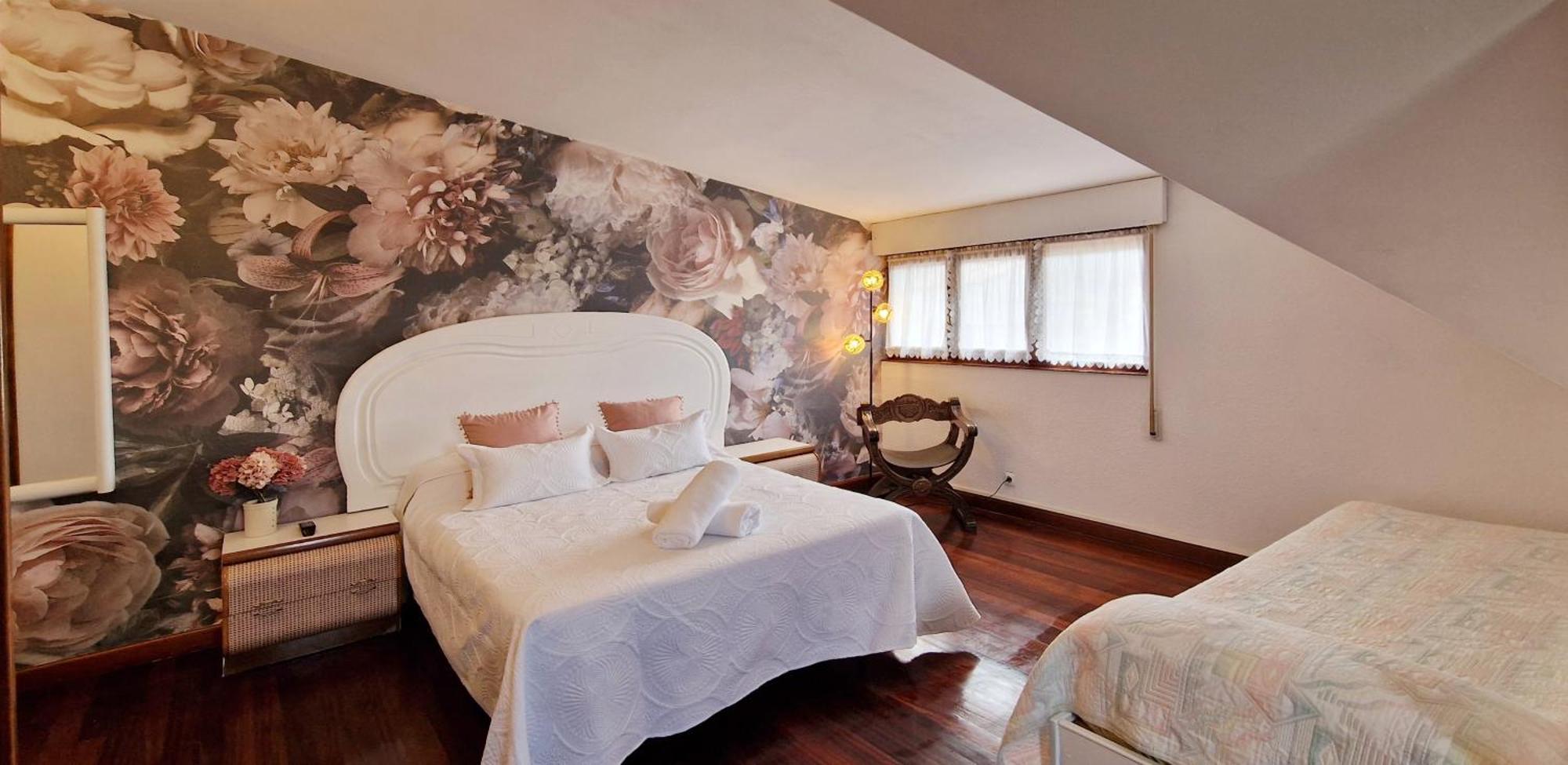 Cosma House Hotel Hinojedo Phòng bức ảnh