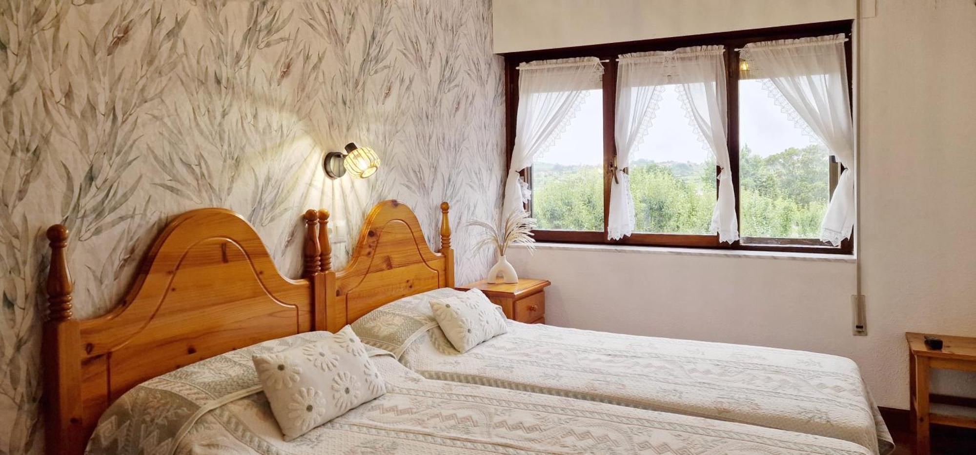 Cosma House Hotel Hinojedo Ngoại thất bức ảnh