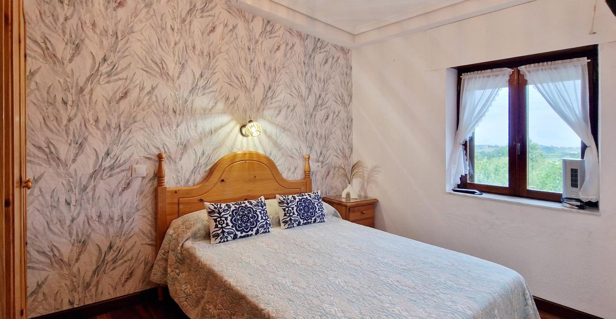 Cosma House Hotel Hinojedo Ngoại thất bức ảnh
