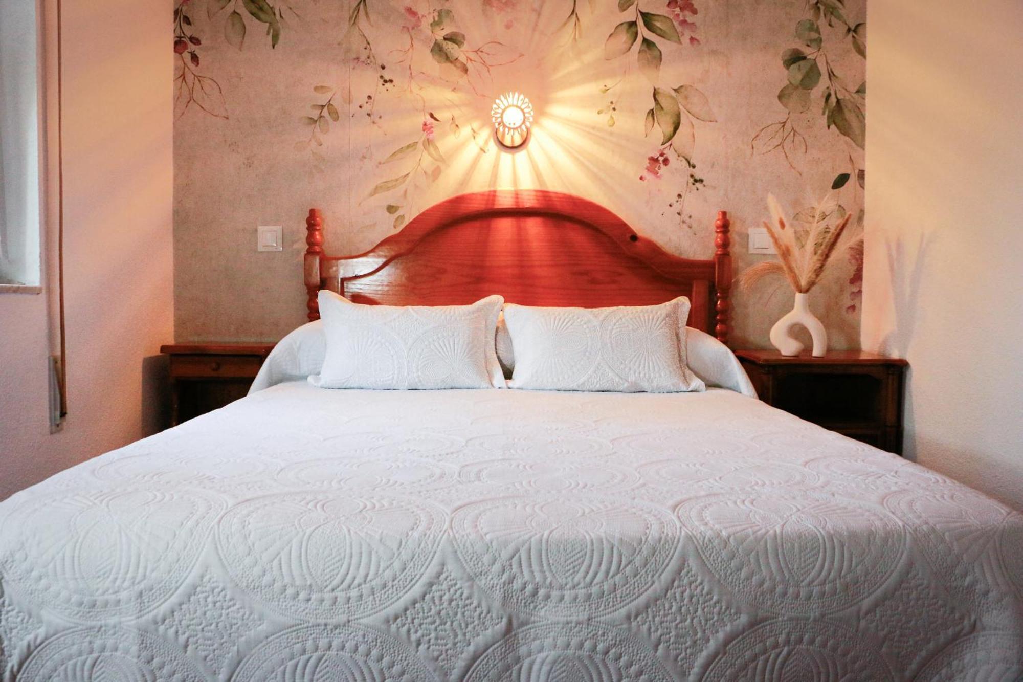 Cosma House Hotel Hinojedo Ngoại thất bức ảnh